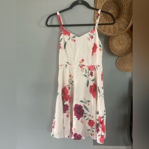 Old Navy Floral Dress - Size small